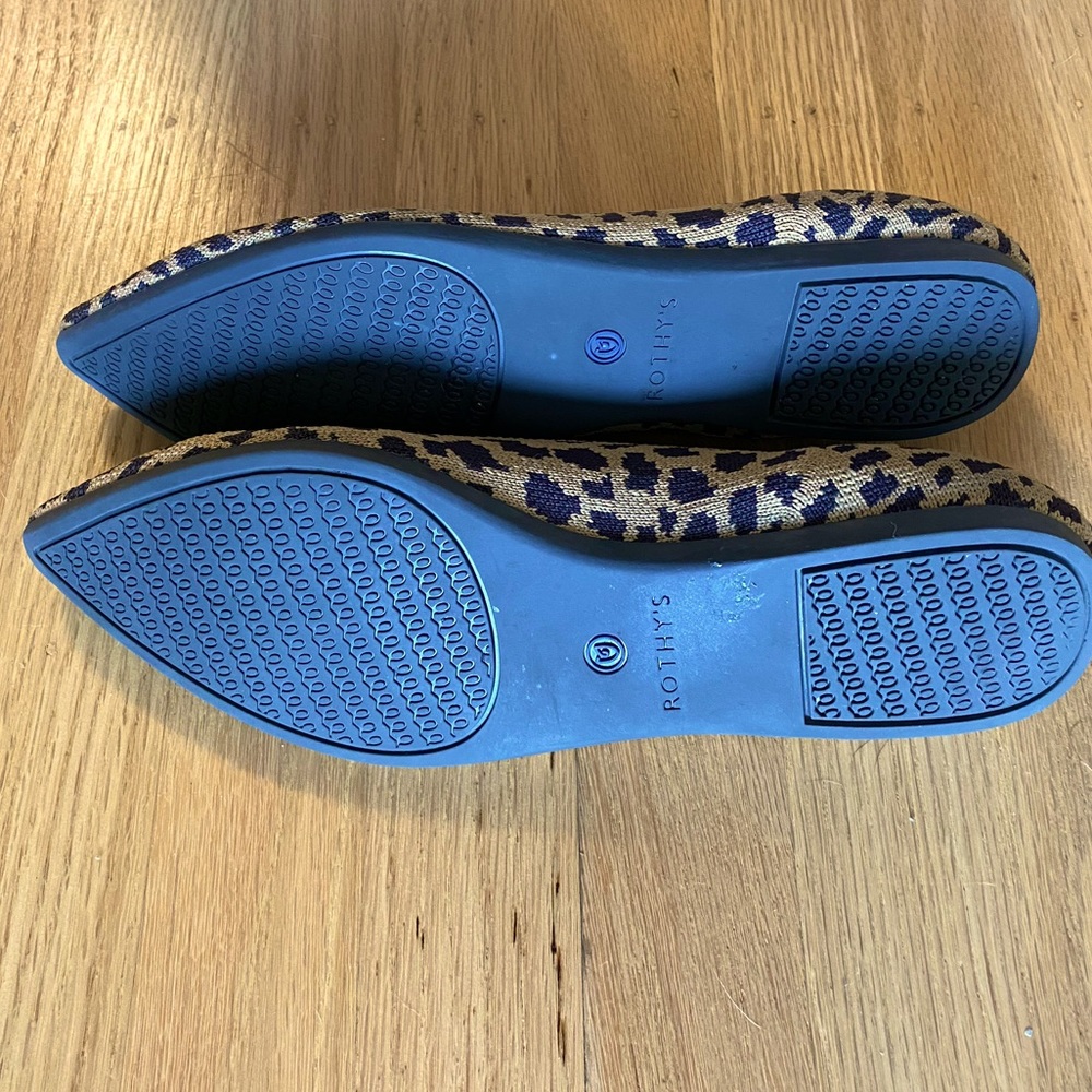 Animal print Rothy’s size 8 - Picture 3 of 3